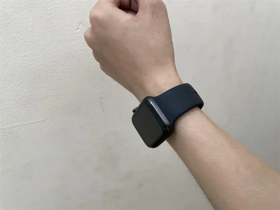 Khách hàng review Đồng hồ thông minh Apple Watch SE 2020 GPS 44mm 10