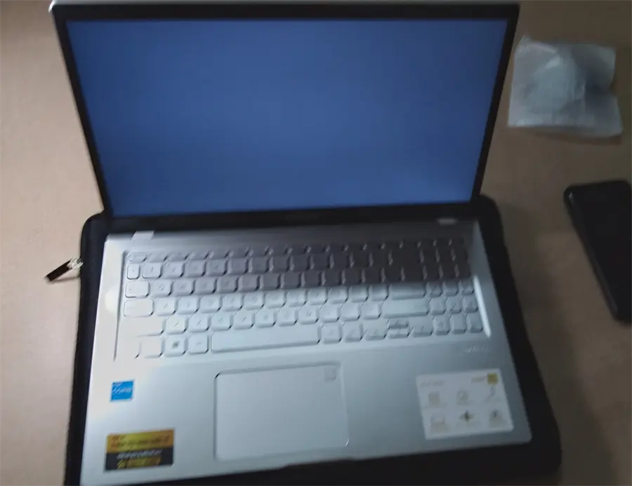 Khách hàng review Laptop Asus VivoBook X515EA i3 1115G4/8GB/256GB/Win11 (BR2046W) 2
