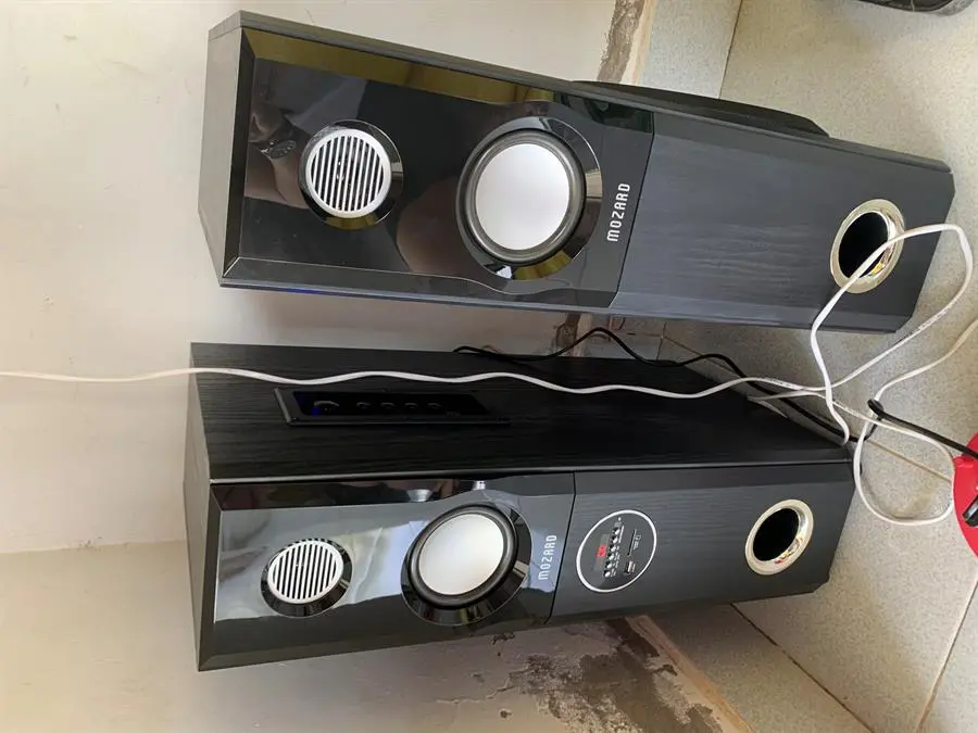 Khách hàng review Cặp loa tháp Mozard M101 Đen 80W 5