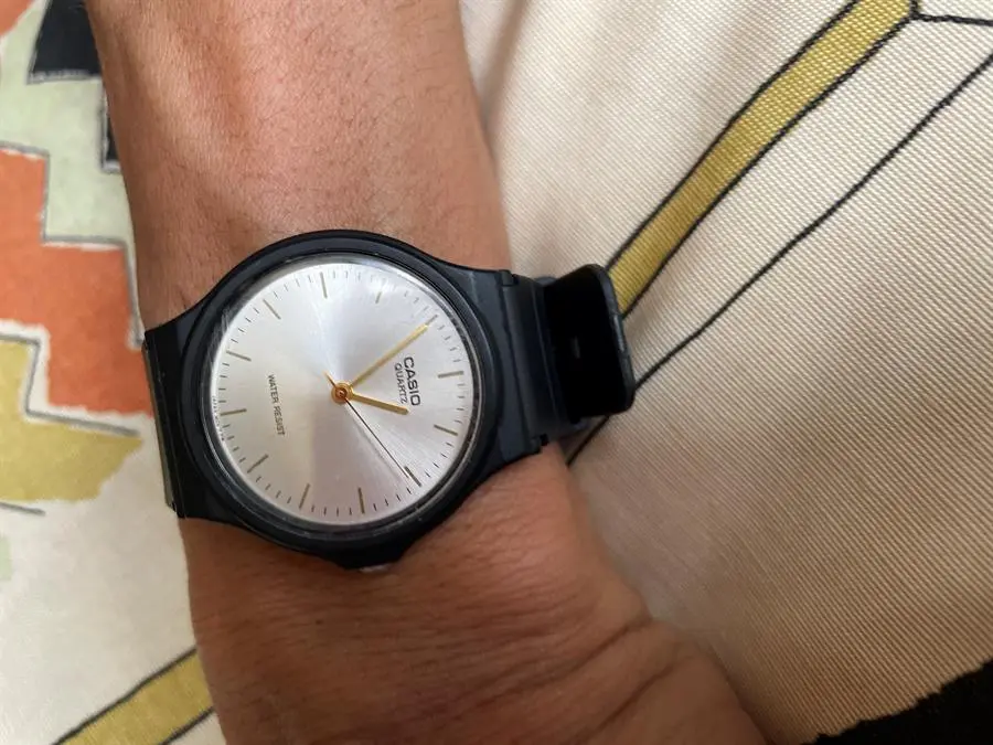 Khách hàng review Đồng hồ CASIO Timeless 35 mm Nam MQ-24-7E2LDF 1