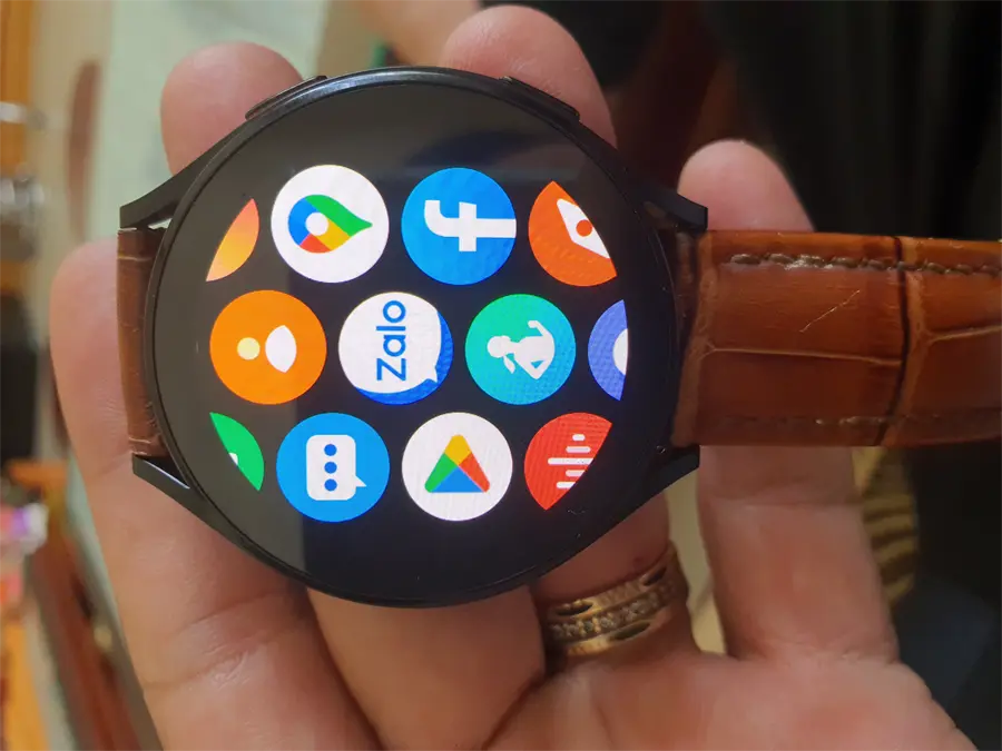 Khách hàng review Đồng hồ thông minh Samsung Galaxy Watch5 LTE 44mm Đen 7