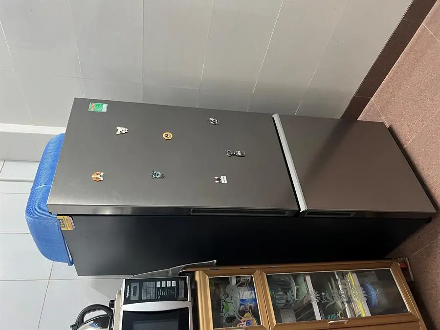 hách hàng review Tủ lạnh Hitachi Inverter 275 lít R-B330PGV8 BSL 6