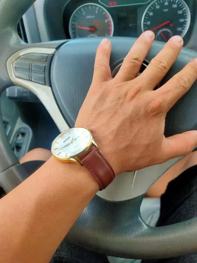 Khách hàng review Đồng hồ MVW 42 mm Nam ML056-01 1