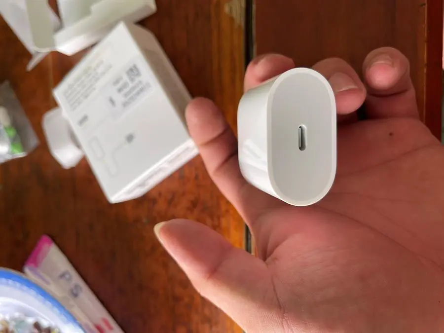 Khách hàng review Sạc nhanh Type-C PD 20W Apple 40