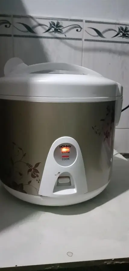 Khách hàng review Nồi cơm nắp gài Hommy 1.8 lít JRC-180FE 4