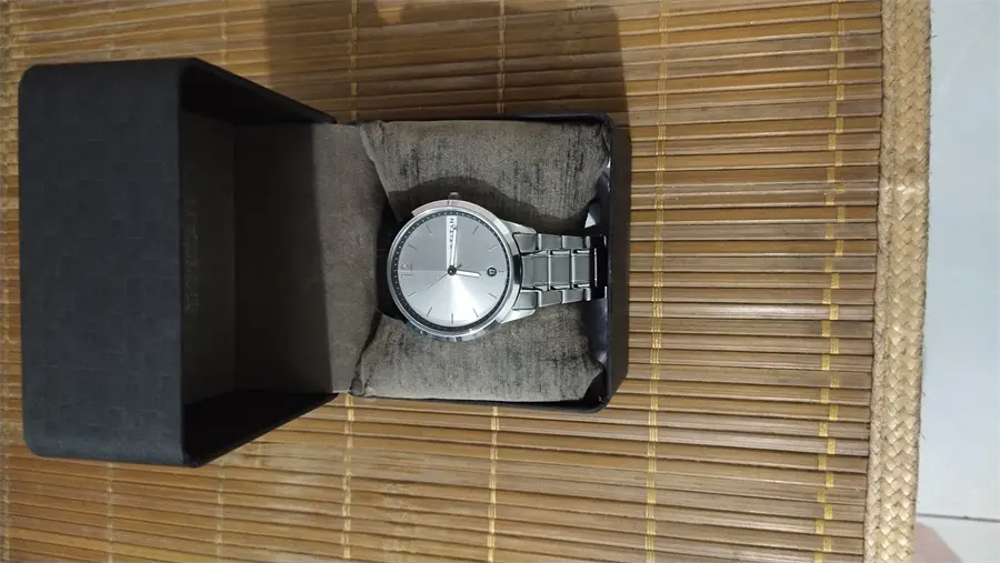 Khách hàng review Đồng hồ TITAN Workwear 48 mm Nam 1806SM01 1
