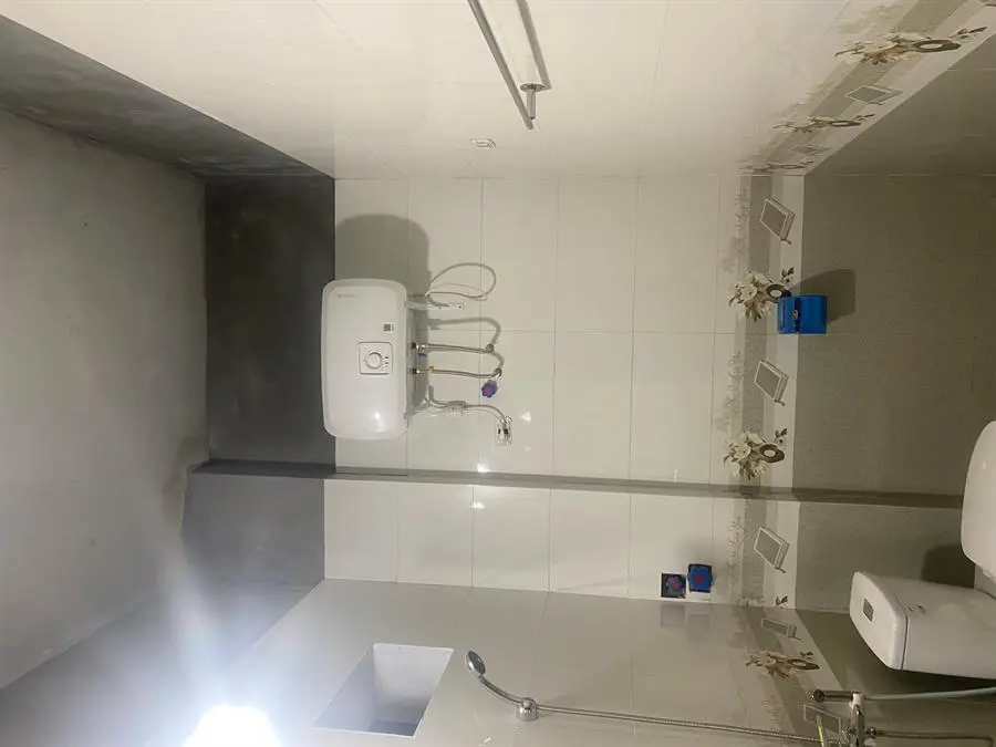 Khách hàng review Máy nước nóng gián tiếp Atlantic 20 lít 2500W SWH 20H M Ondeo HZ 1