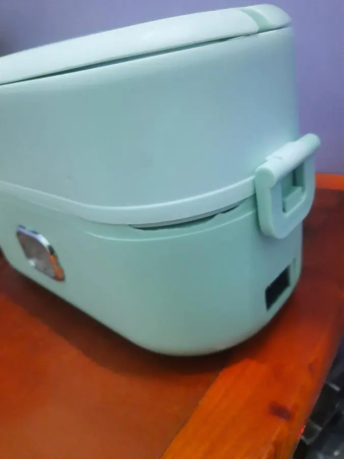 Khách hàng review Hộp cơm điện Mishio MK-317 5