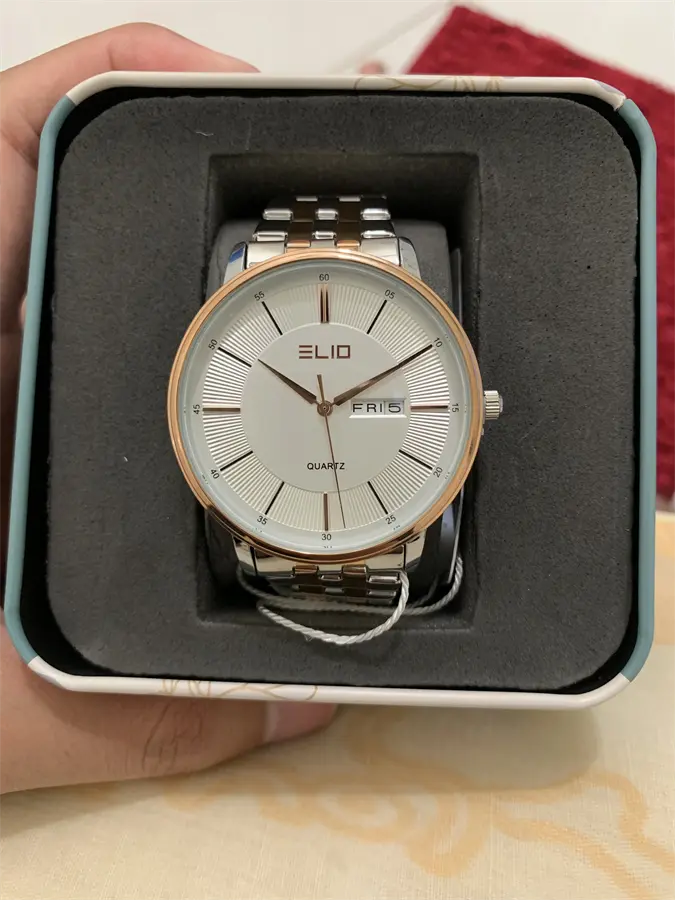 Khách hàng review Đồng hồ ELIO 41 mm Nam ES061-01 2