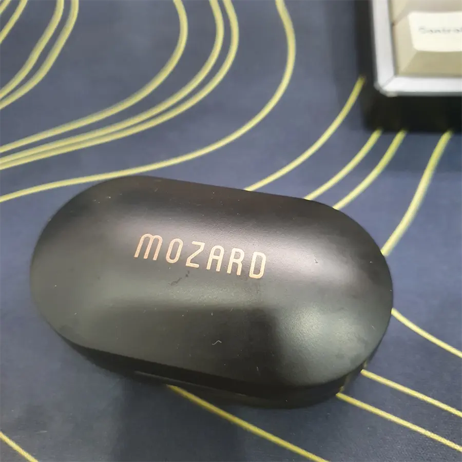 Khách hàng review Tai nghe Bluetooth True Wireless Mozard Air 3 16
