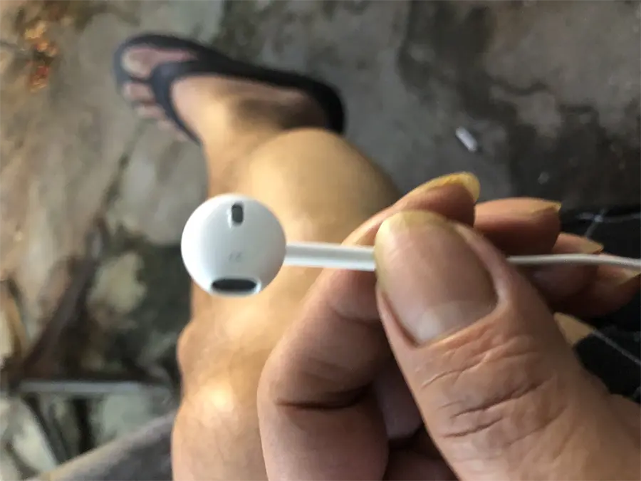 Khách hàng review Tai nghe Có Dây Apple MMTN2 13