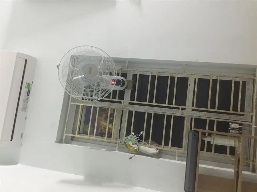 Khách hàng review Quạt treo tường Lifan 3 cánh TE-1688 50W 18