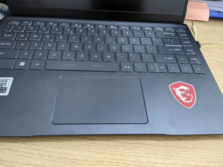 Khách hàng review Laptop MSI Modern 14 B11MOU i3 1115G4/8GB/256GB/Win11 (1027VN) 8