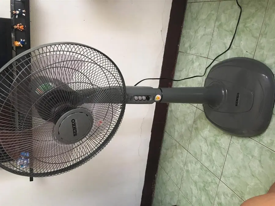 Khách hàng review Quạt đứng Senko 3 cánh DH1600 47W 12