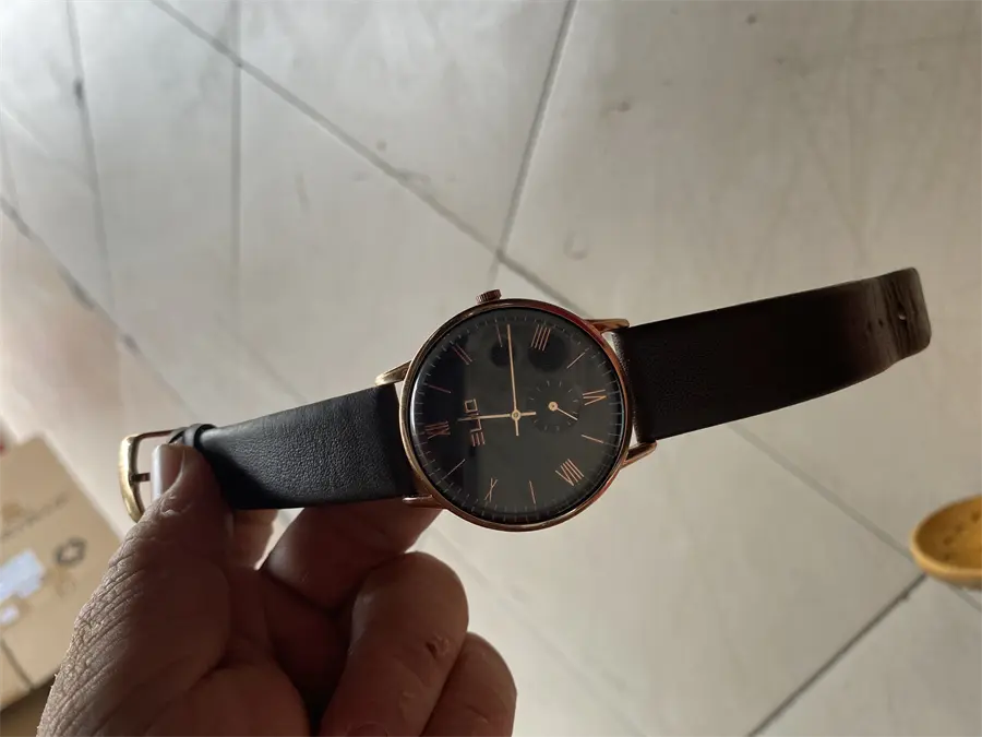 Khách hàng review Đồng hồ ELIO 40 mm Nam EL072-01 1