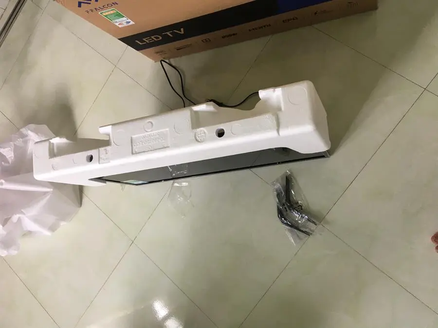 Khách hàng review Tivi FFalcon 32 inch 32F1 9