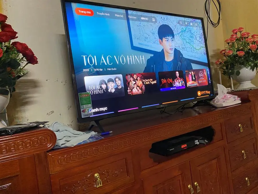 Khách hàng review Smart Tivi LG 4K 43 inch 43UP7550PTC 14