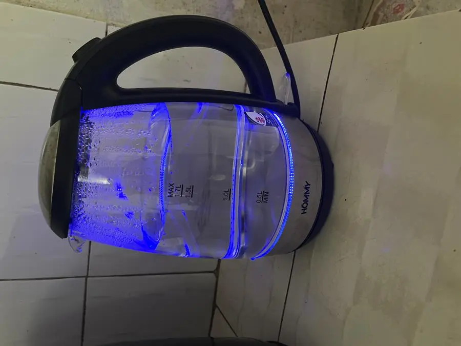 Khách hàng review Bình đun siêu tốc Hommy 1.7 lít KEGS5801B-GS 2