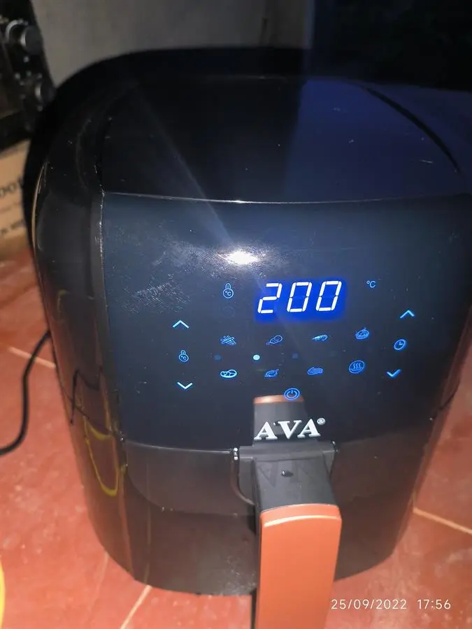 Khách hàng review Nồi chiên không dầu AVA BF502A 6 lít 3