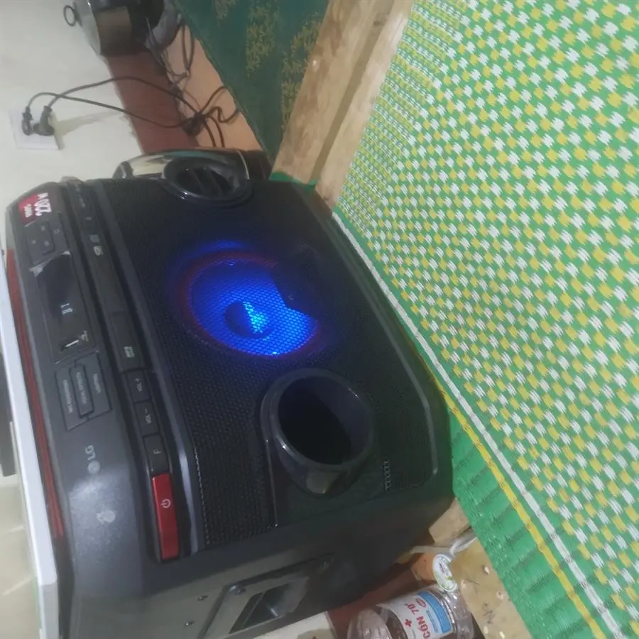 Khách hàng review Loa bluetooth LG OL45 220W 7