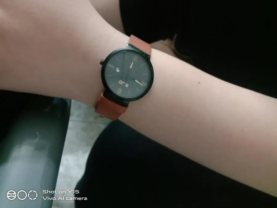 Khách hàng review Đồng hồ ELIO Nắng Xuân 32 mm Nữ EL075-02 1