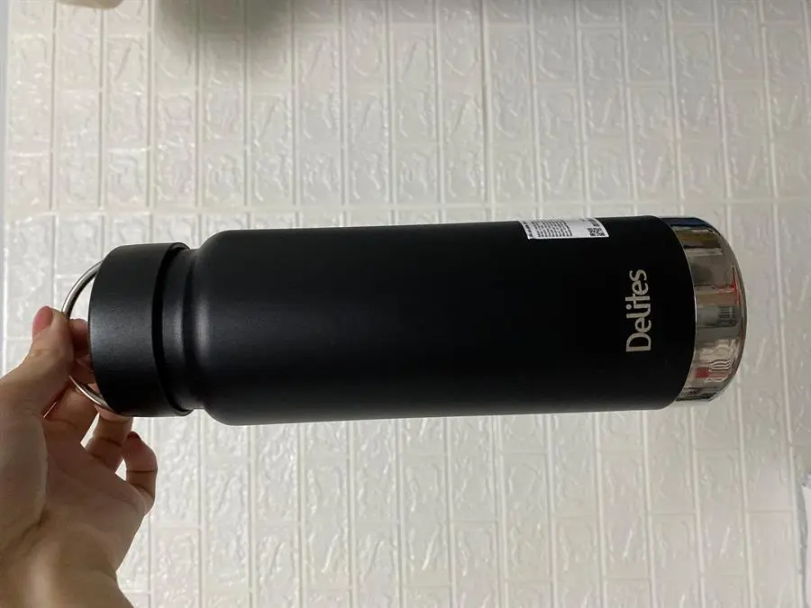 Khách hàng review Bình giữ nhiệt inox 750 ml Delites LOOP-075YGS 4