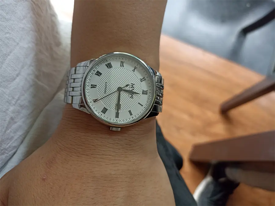 Khách hàng review Đồng hồ MVW 40 mm Nam MS001-01 3