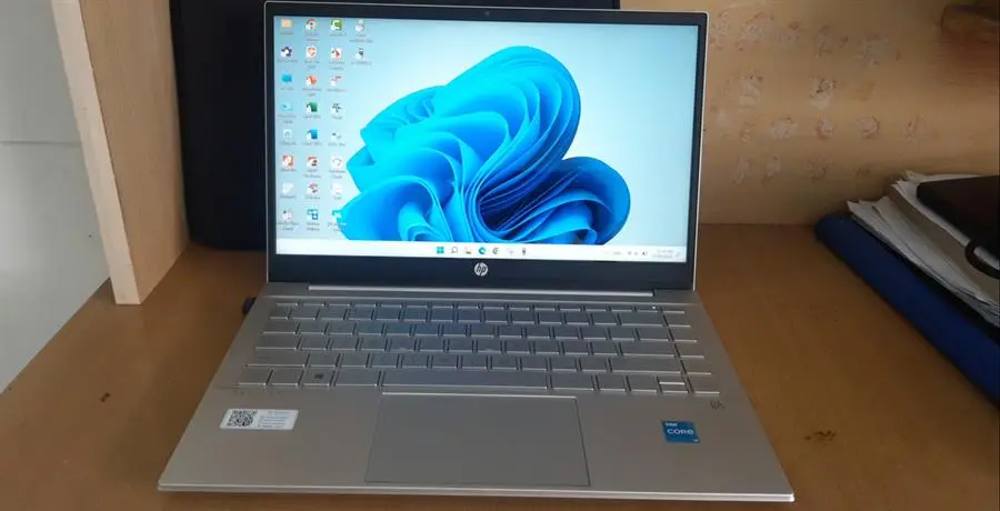 Khách hàng review Laptop HP Pavilion 14 dv0520TU i3 1125G4/4GB/256GB/Win11 (46L92PA) 2