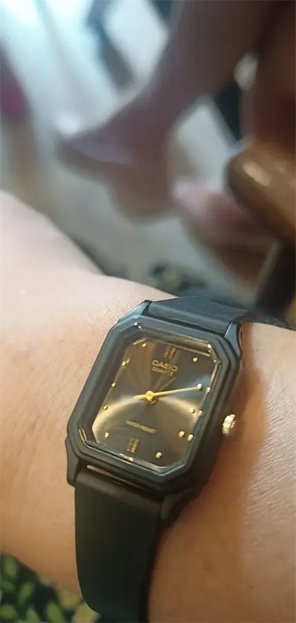 Khách hàng review Đồng hồ CASIO Timeless 22.4 mm Nữ LQ-142E-1ADF 3