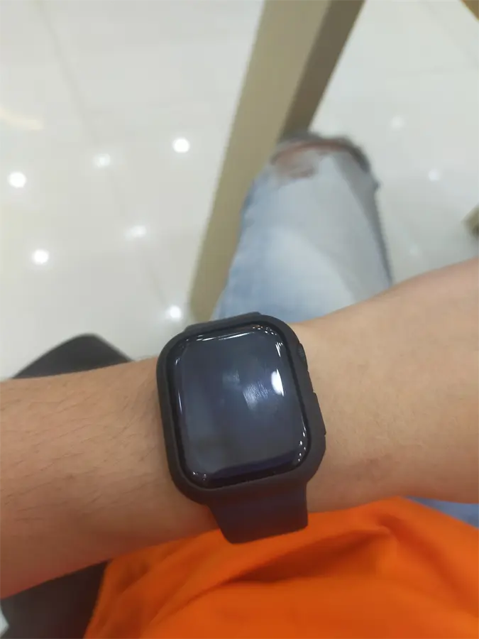 Khách hàng review Apple Watch Series 7 GPS 41mm 4