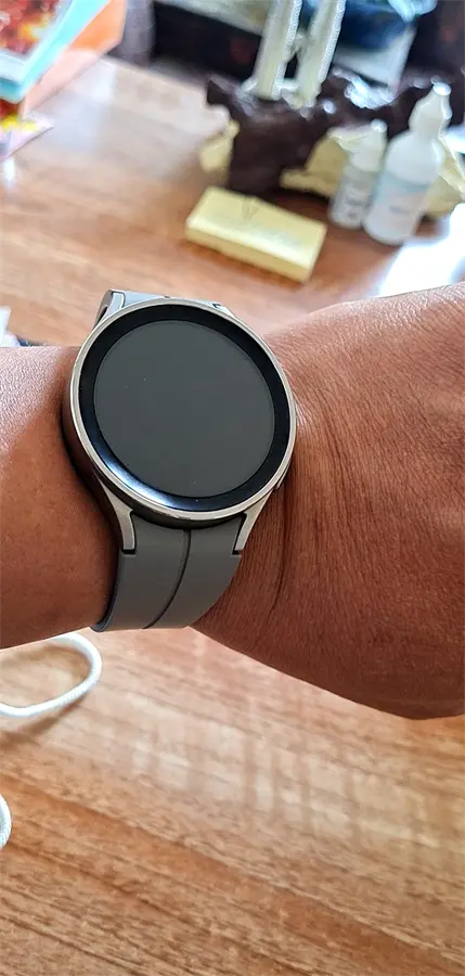 Khách hàng review Đồng hồ thông minh Samsung Galaxy Watch5 Pro 45mm 9