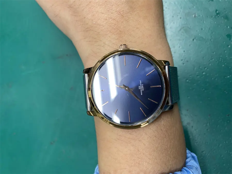 Khách hàng review Đồng hồ ELIO 41 mm Nam ES045-02 5