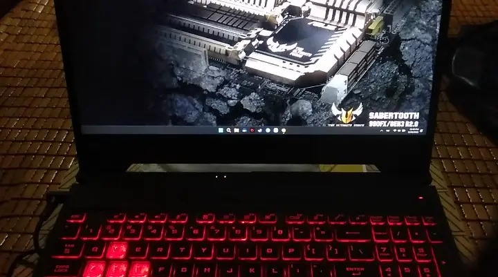 Khách hàng review Laptop Asus TUF Gaming F15 FX506LHB i5 10300H/8GB/512GB/4GB GTX1650/144Hz/Win11 (HN188W) 11
