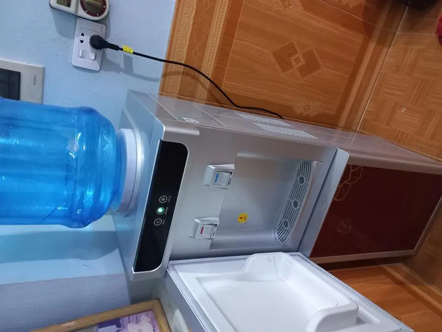 Khách hàng review Cây nước nóng lạnh Kangaroo KG40N 600W 2