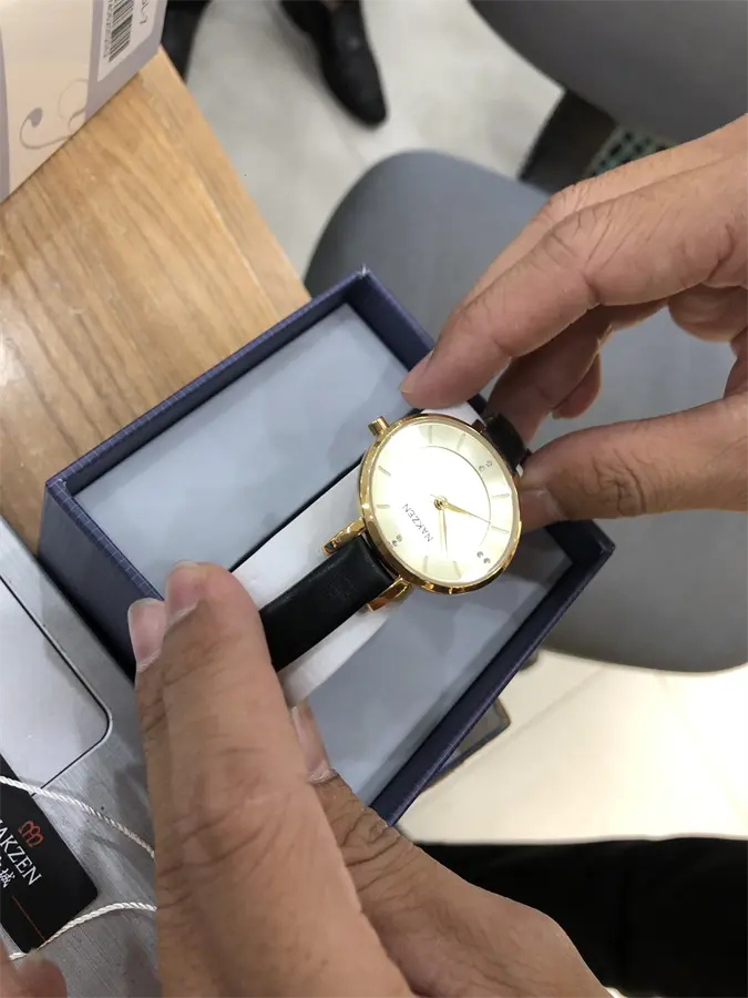 Khách hàng review Đồng hồ Nakzen 34 mm Nữ SL8255LBK-3 2