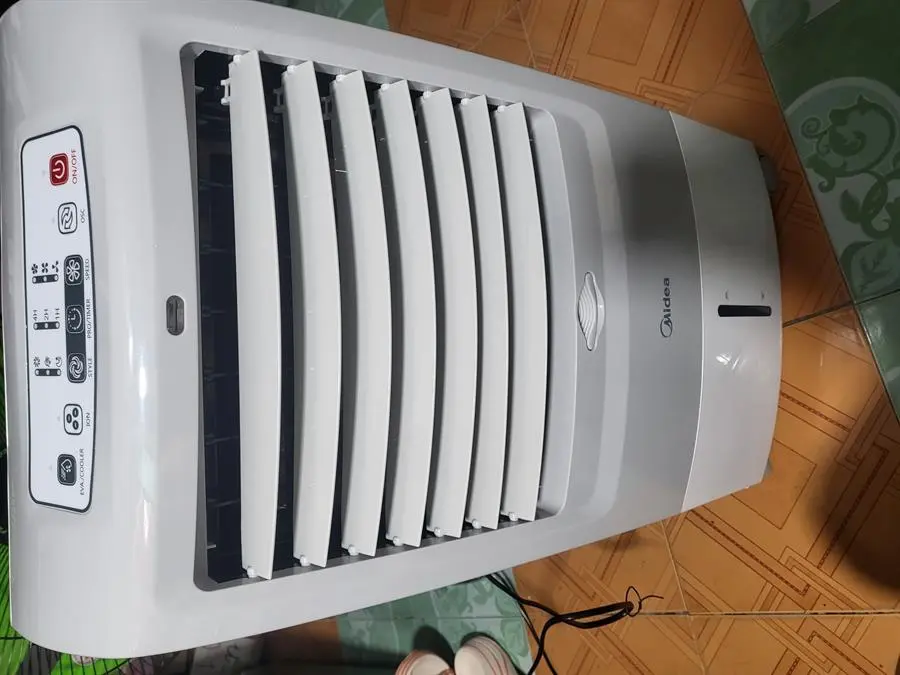 Khách hàng review Quạt điều hòa Midea AC120-15F 60W 3
