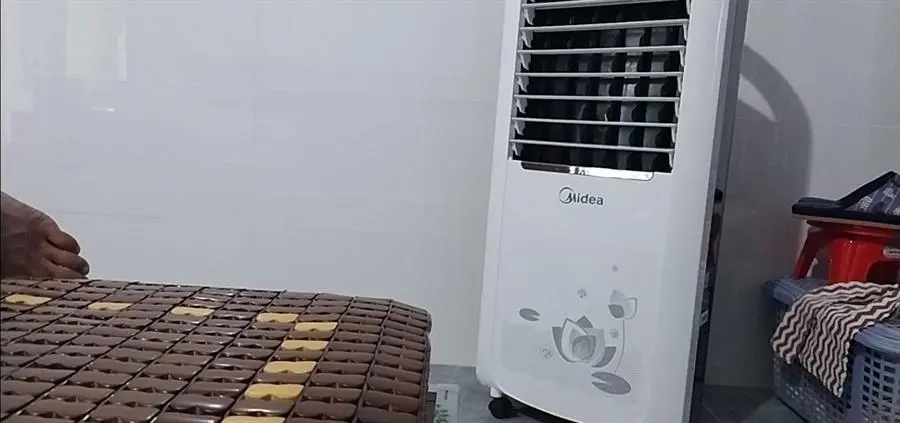 Khách hàng review Quạt điều hòa Midea AC120-16AR 60W 14