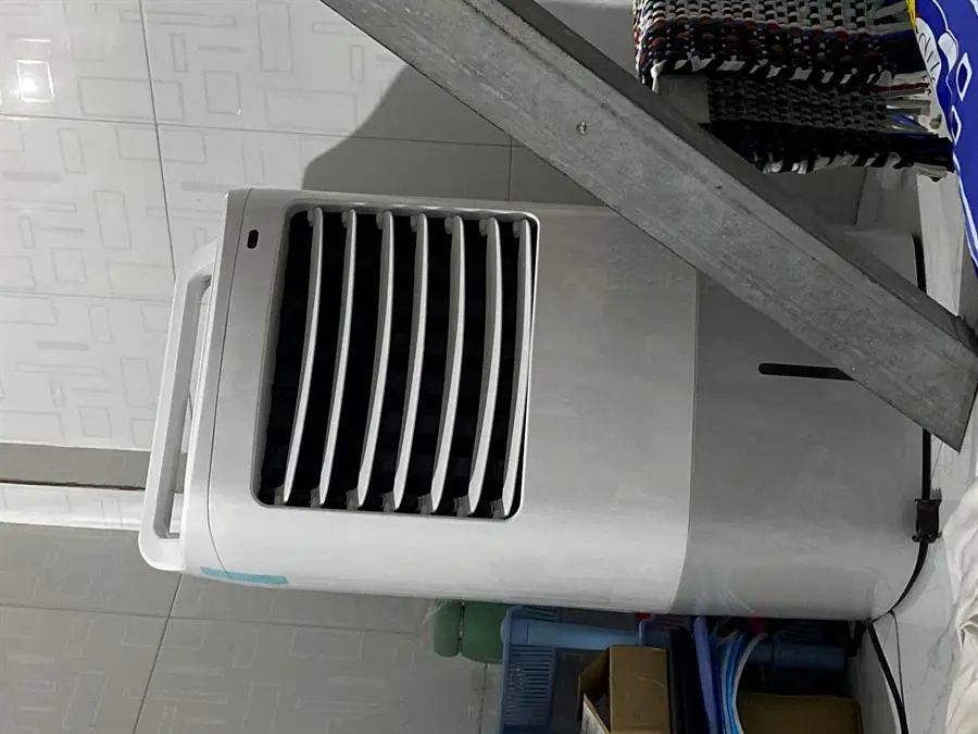 Khách hàng review Quạt điều hòa Midea AC120-16AR 60W 11