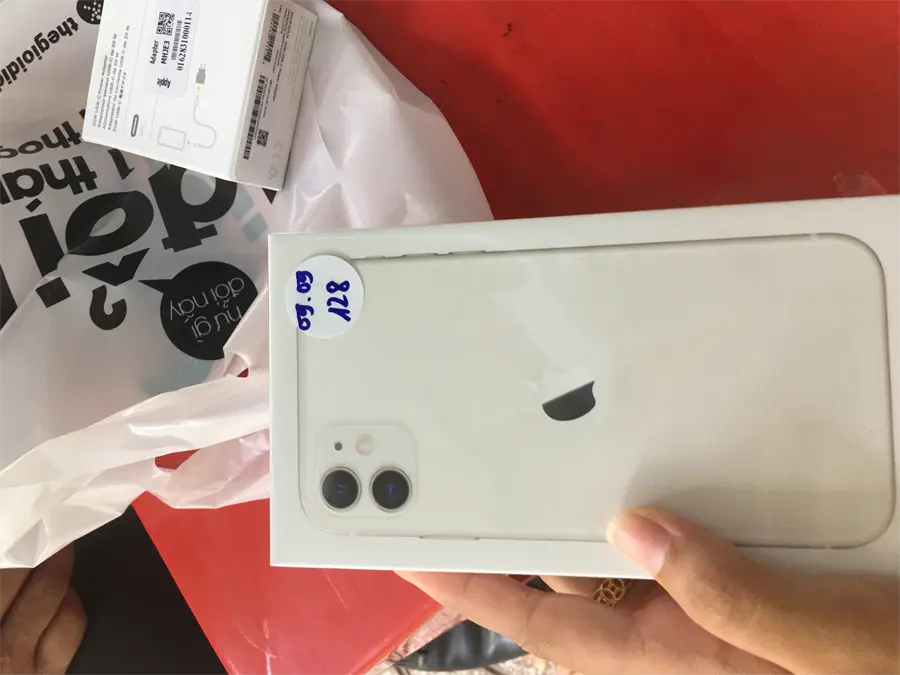 Khách hàng review Điện thoại iPhone 11 128GB 29