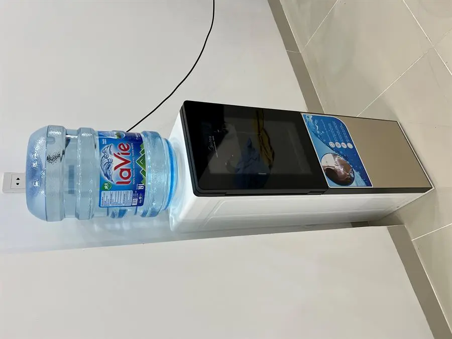 Khách hàng review Cây nước nóng lạnh Midea YD1518S-X 498W 7