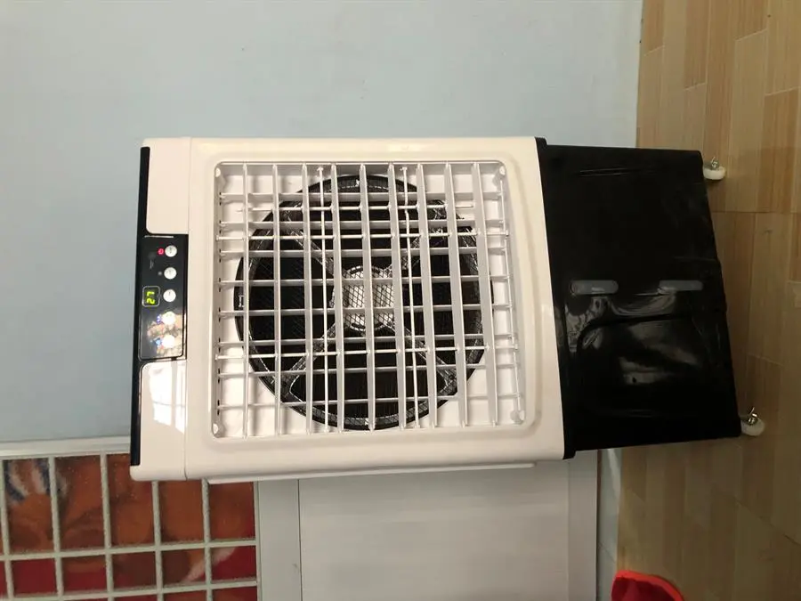 Khách hàng review Quạt điều hòa Midea AC375-19CRH 130W 10