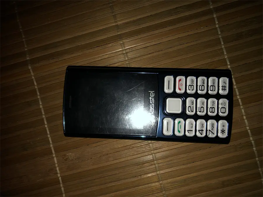 Khách hàng review Điện thoại Masstel Lux 20 3