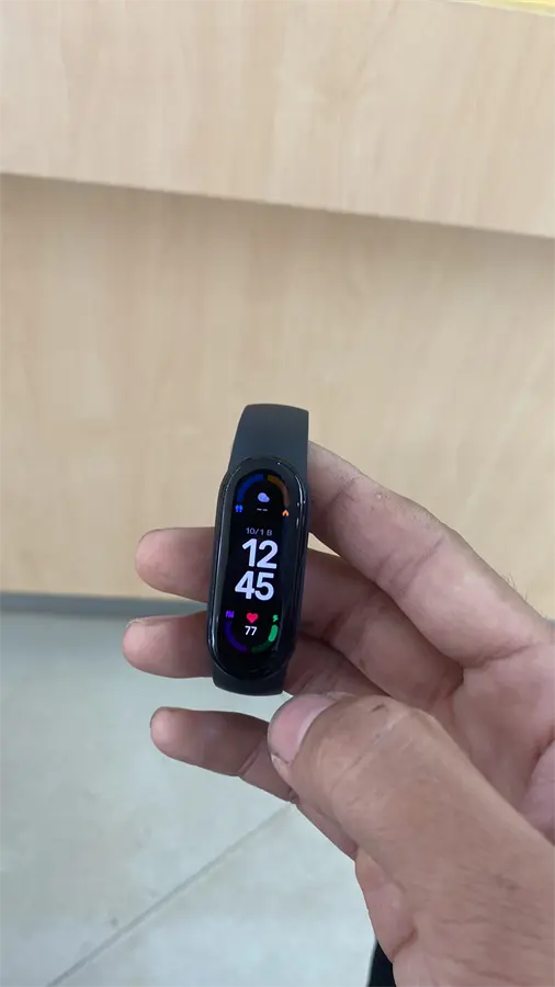 Khách hàng review Vòng đeo tay thông minh Mi Band 6 Đen 5