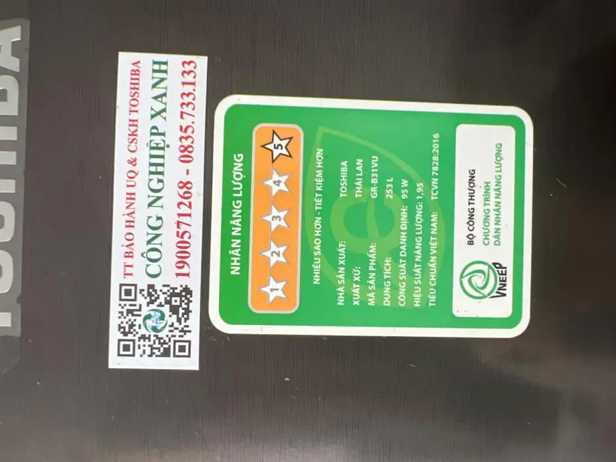 Khách hàng review Tủ lạnh Toshiba Inverter 253 lít GR-B31VU SK 5