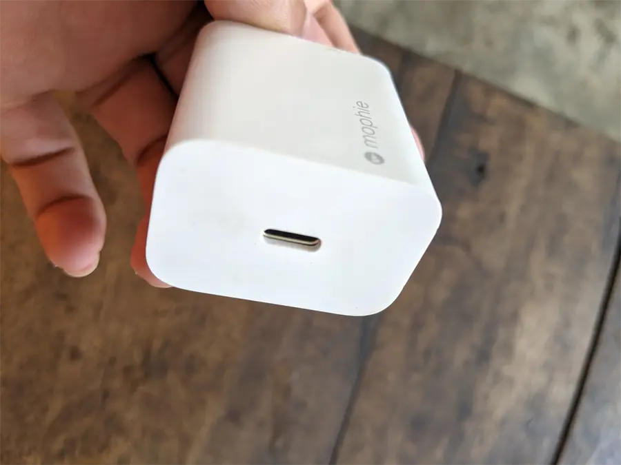 Khách hàng review Adapter Sạc Type C PD 20W Mophie Trắng 1
