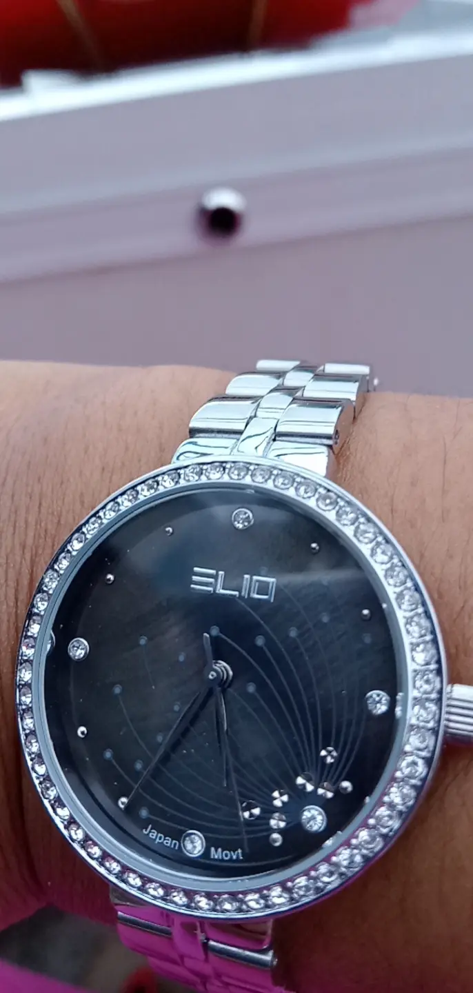 Khách hàng review Đồng hồ ELIO Flower 32 mm Nữ ES119-01 6