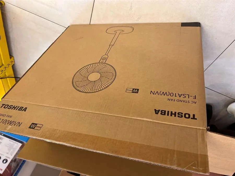Khách hàng review Quạt đứng Toshiba 5 cánh F-LSA10(W)VN 50W 8