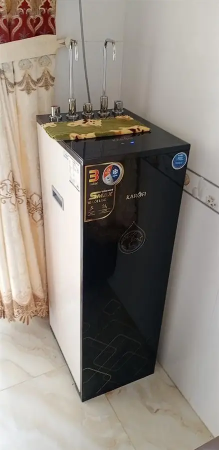 Khách hàng review Máy lọc nước RO nóng nguội lạnh Hydrogen Karofi KAD-X39 10 lõi 143