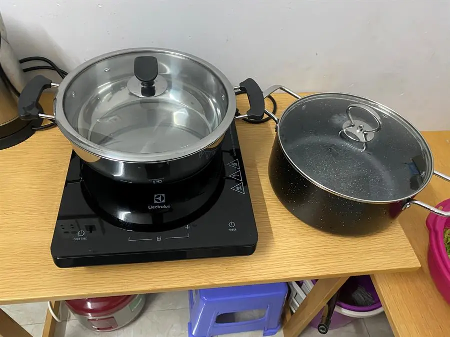 Khách hàng review Nồi nhôm chống dính nắp kính 24 cm DMX NDE 2