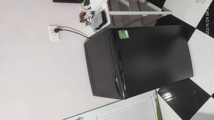 Khách hàng review Tủ lạnh Aqua 90 lít AQR-D99FA(BS) 53